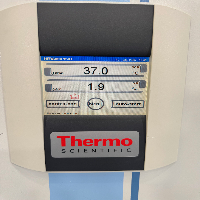 Thermo HERAcell 150i Double Stack CO2 Incubator image 3